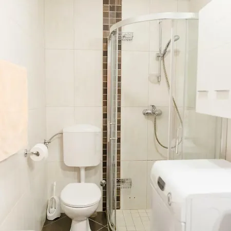 Maya's Happy Place With Free Parking Apartman